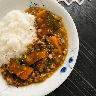 クミンとシナモンで☆かぼちゃとひき肉のカレー